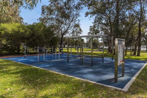 Ascot Quays Apartment 102 - Hervey Bay Accommodation 4