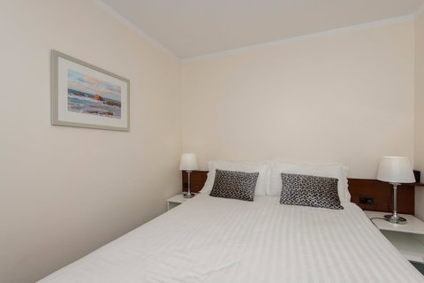 Trinity On Hampden - Hervey Bay Accommodation 11