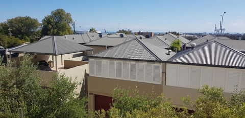 Fremantle Sunset Studio Rottnest Island Views - Hervey Bay Accommodation 6