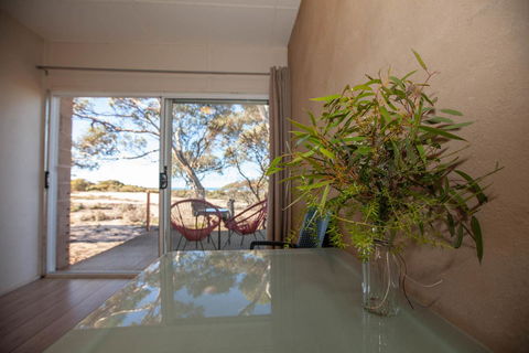 EUCLA MOTOR HOTEL - Tourism Hervey Bay 12