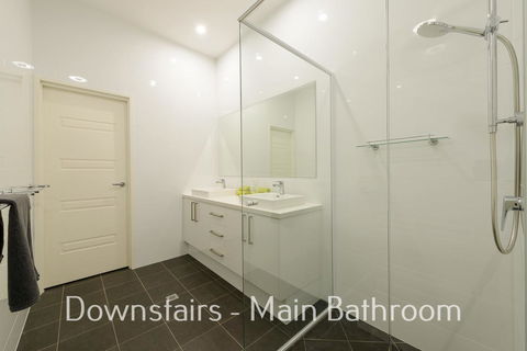 32 Corella Court - Tourism Hervey Bay 10