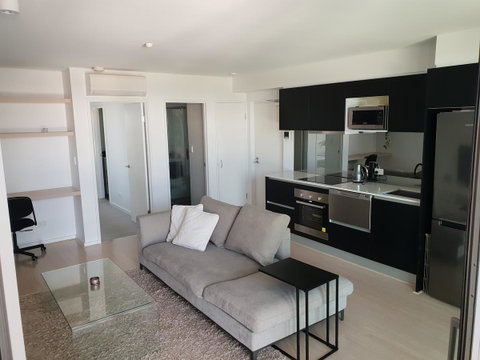 Modern Northbridge Apartment - Hervey Bay Accommodation 8
