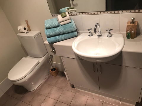 THE SANCTUARY LUXURY HOLIDAY HOME - Hervey Bay Accommodation 3