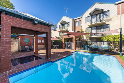 Subiaco Village - 34 - Hervey Bay Accommodation 15