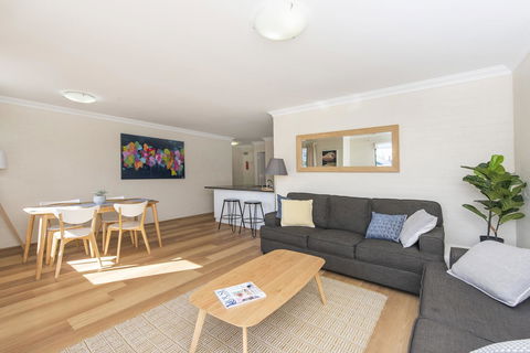 Subiaco Village - 34 - Hervey Bay Accommodation 2