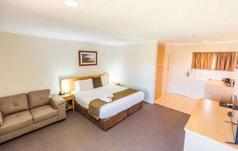 Hospitality Carnarvon, SureStay Collection By Best Western - Tourism Hervey Bay 3