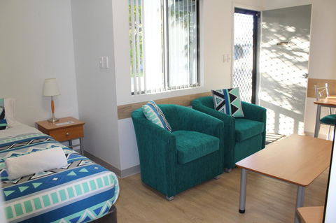 Mandurah Ocean Marina Chalets - Hervey Bay Accommodation 33