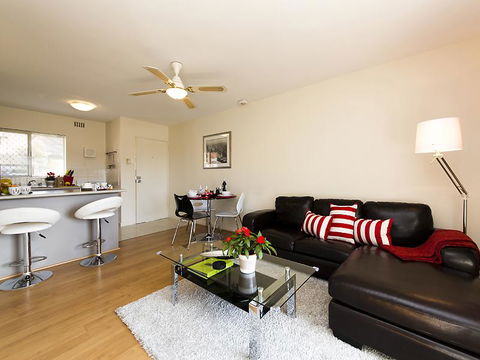 Style In Subiaco - Hervey Bay Accommodation 2