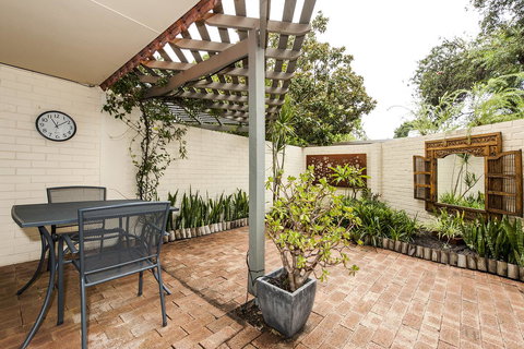 Rosalie 02 - Tourism Hervey Bay 16