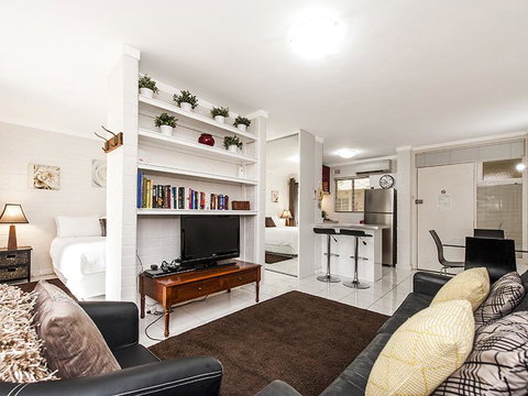 Rosalie 02 - Tourism Hervey Bay 8