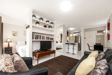 Rosalie 02 - Tourism Hervey Bay 0