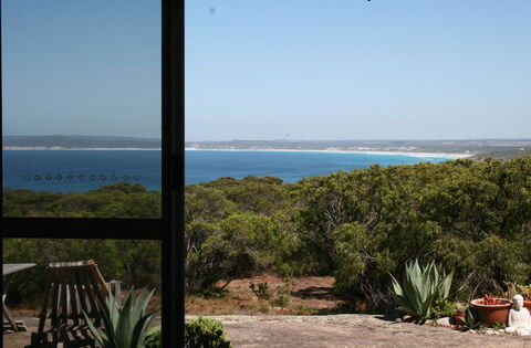 Aqua Views - Hervey Bay Accommodation 14