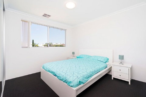 Victoria Park Town House - Hervey Bay Accommodation 5