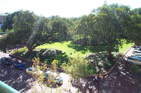 James On The Park - Executive Escapes - Hervey Bay Accommodation 12