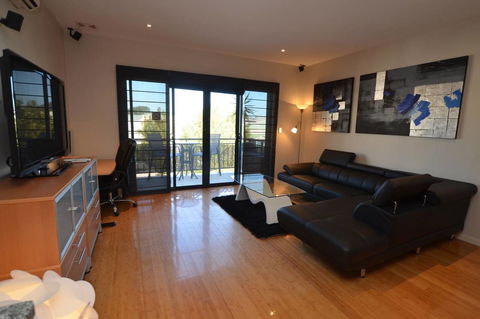 The Arcadia Apartment - Hervey Bay Accommodation 3