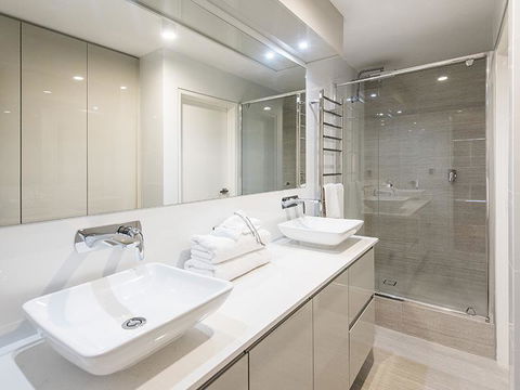 South Perth Deluxe Apartment - Tourism Hervey Bay 20