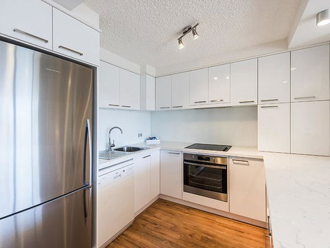 South Perth Deluxe Apartment - Tourism Hervey Bay 12