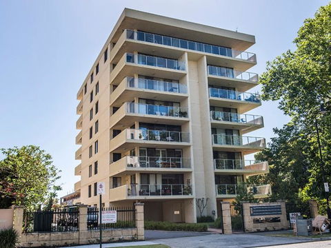South Perth Deluxe Apartment - Tourism Hervey Bay 27