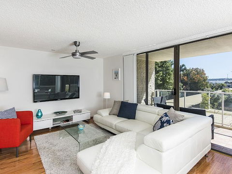 South Perth Deluxe Apartment - Tourism Hervey Bay 24