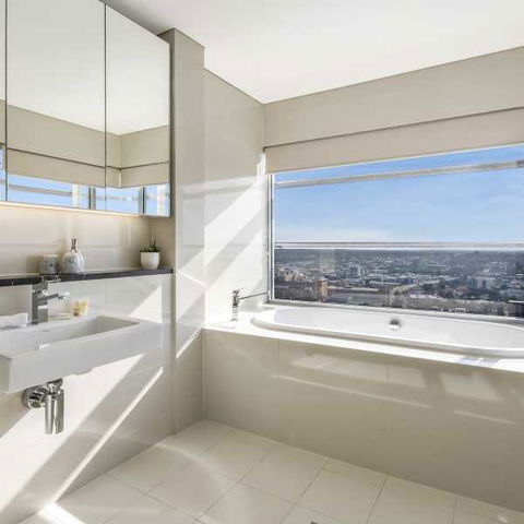 Astra Apartments Perth CBD - Tourism Hervey Bay 4