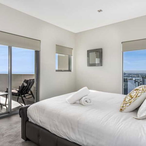 Astra Apartments Perth CBD - Tourism Hervey Bay 5