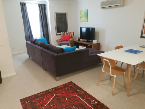Superb 2 BR East Perth Riverside Apartment Location Comfort And Space 45 - Hervey Bay Accommodation 6