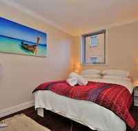 Mollies - Central Fremantle 1 Bedroom Apartment - Hervey Bay Accommodation