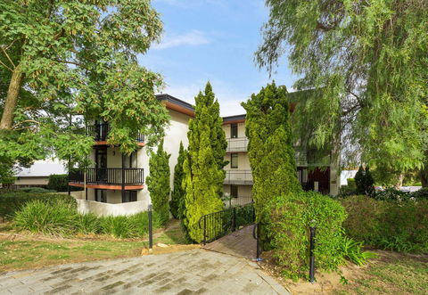 South Perth Executive Apartment - Tourism Hervey Bay 9