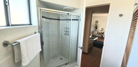 Scarborough Beach Front Resort - Shell Four - Hervey Bay Accommodation 4