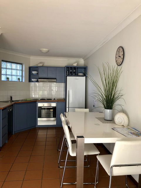 Scarborough Beach Front Resort - Shell Four - Hervey Bay Accommodation 11