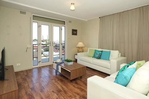 Freo Apartment - Hervey Bay Accommodation 1