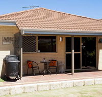 Garden Studio - Hervey Bay Accommodation