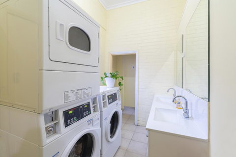 MyOZexp Aberdeen Lodge - Hervey Bay Accommodation 6