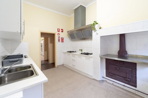 MyOZexp Aberdeen Lodge - Hervey Bay Accommodation 5