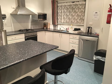 Barnville@Bremer - Hervey Bay Accommodation 24