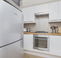 Gorgeous 26 1 bed designer fitout perfect location - Tourism Hervey Bay