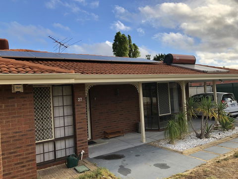 Charming Quiet Lodge-2 Minutes Walk To Shopping Complex - Tourism Hervey Bay 25