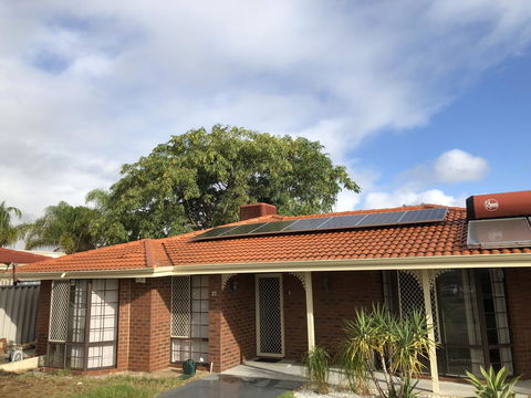 Charming Quiet Lodge-2 Minutes Walk To Shopping Complex - Tourism Hervey Bay 23