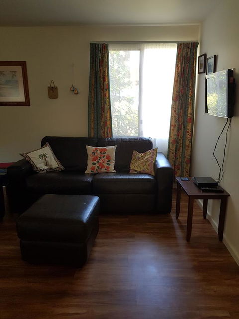 While Away Holiday Accommodation - Tourism Hervey Bay 3