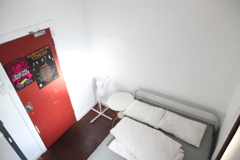 Perth Central Backpackers - Hervey Bay Accommodation 14