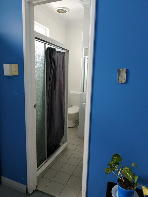 Perth Central Backpackers - Hervey Bay Accommodation 5