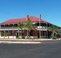 The Palace Hotel - Hervey Bay Accommodation