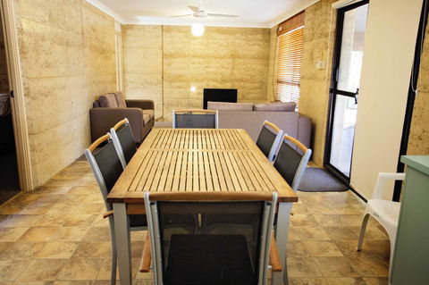 Hopetoun Motel & Chalet Village - Hervey Bay Accommodation 40