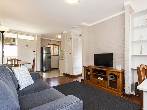 Rosalie 35 - Tourism Hervey Bay 1