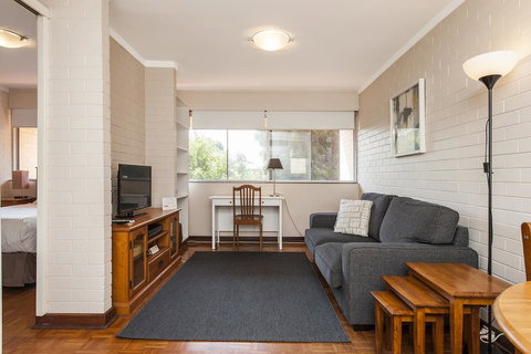 Rosalie 35 - Tourism Hervey Bay 4