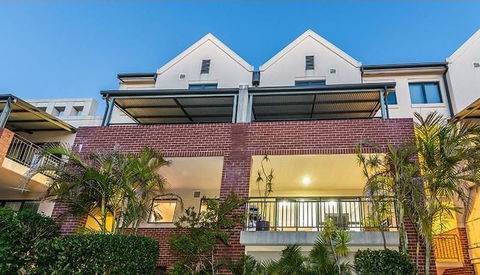 Subiaco Emporium Apartment - Hervey Bay Accommodation 7