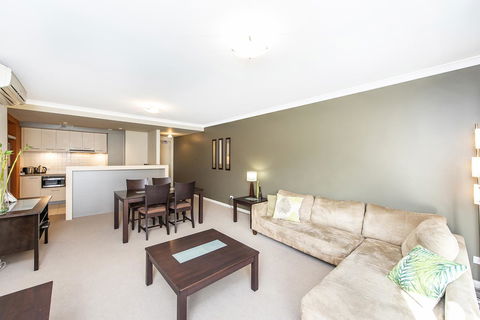 Subiaco Emporium Apartment - Hervey Bay Accommodation 20