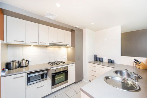 Subiaco Emporium Apartment - Hervey Bay Accommodation 19