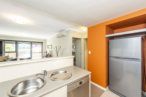 Subiaco Emporium Apartment - Hervey Bay Accommodation 18