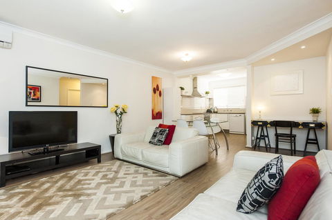 Forrest St - Hervey Bay Accommodation 0